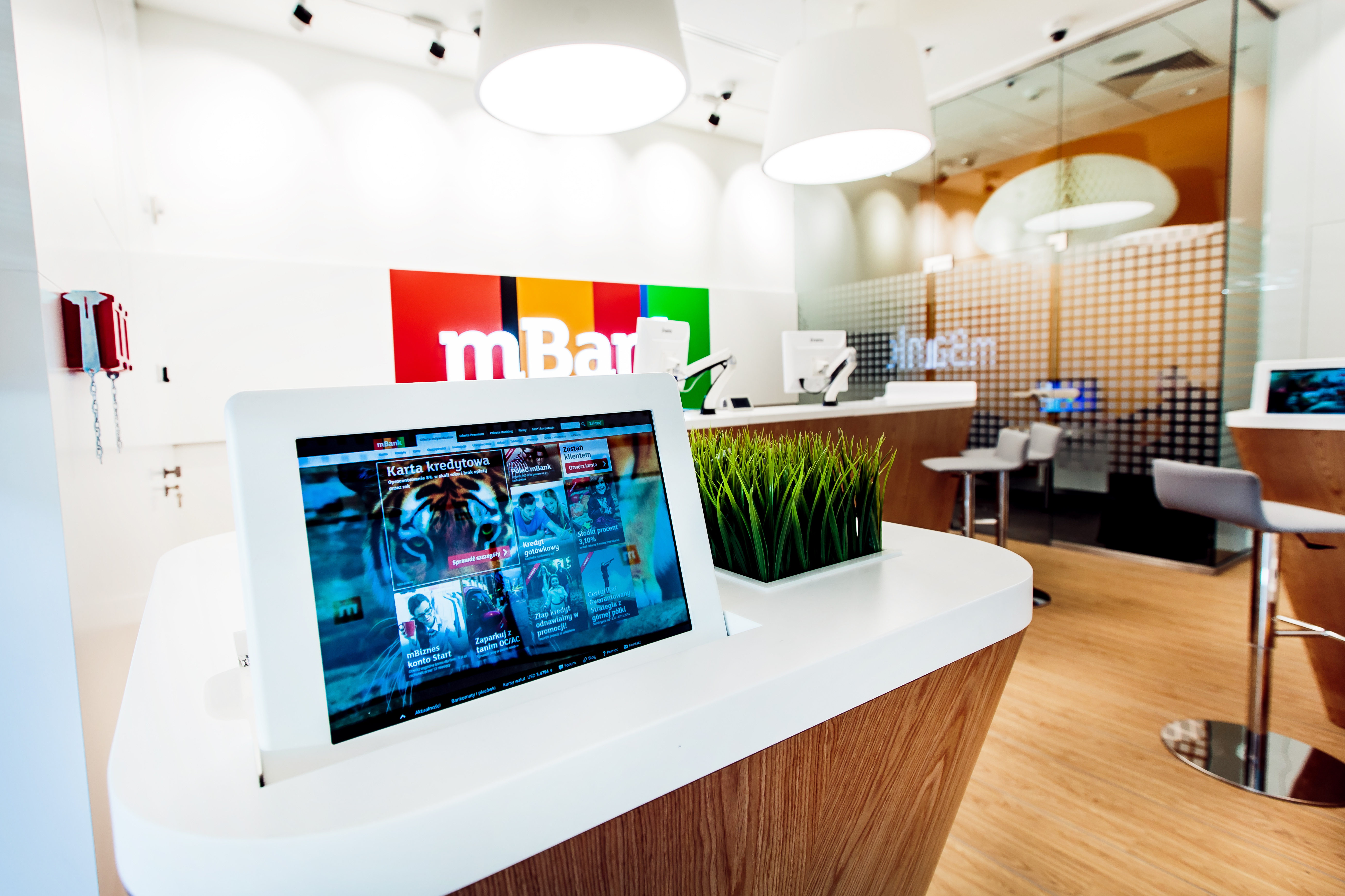 mBank uruchamia ultra-nowoczesne placówki w centrach handlowych