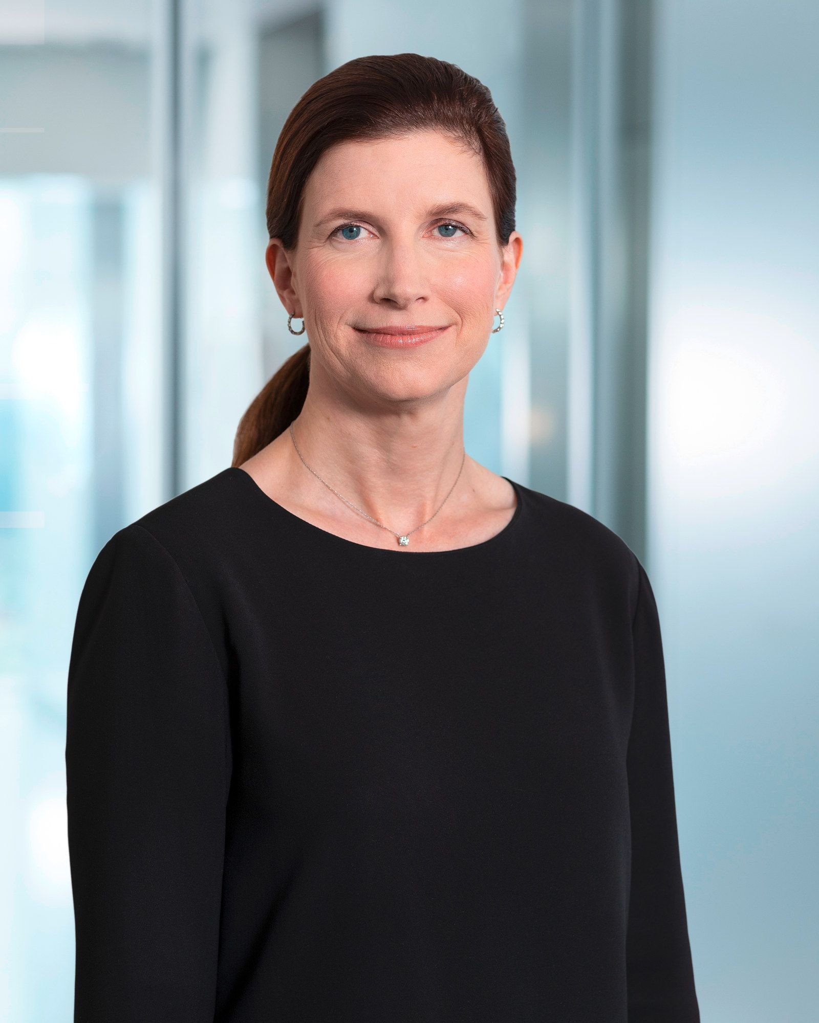Dr Bettina Orlopp